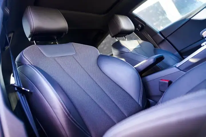 Audi A5 2023 photo 4