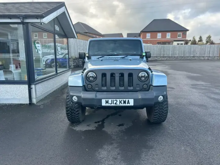 Jeep Wrangler 2012 photo 2