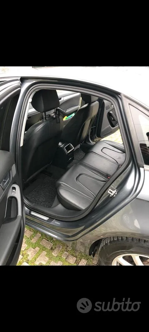 Audi A4 2013 photo 2