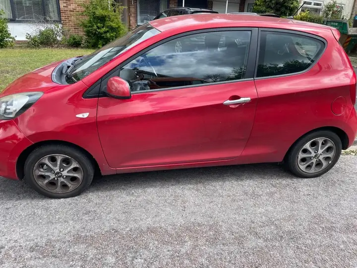 Kia Picanto 2013 photo 4