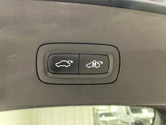 Polestar 2 2023 photo 5