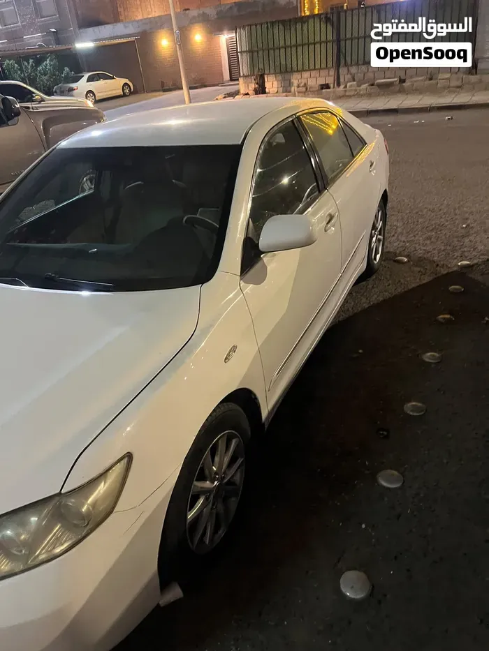 Toyota Camry 2011 photo 2