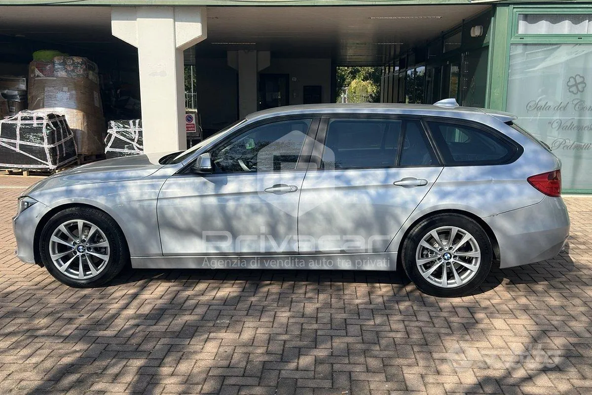BMW 318D Touring 2015 photo 4