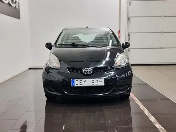 Toyota Aygo 2011 photo 3