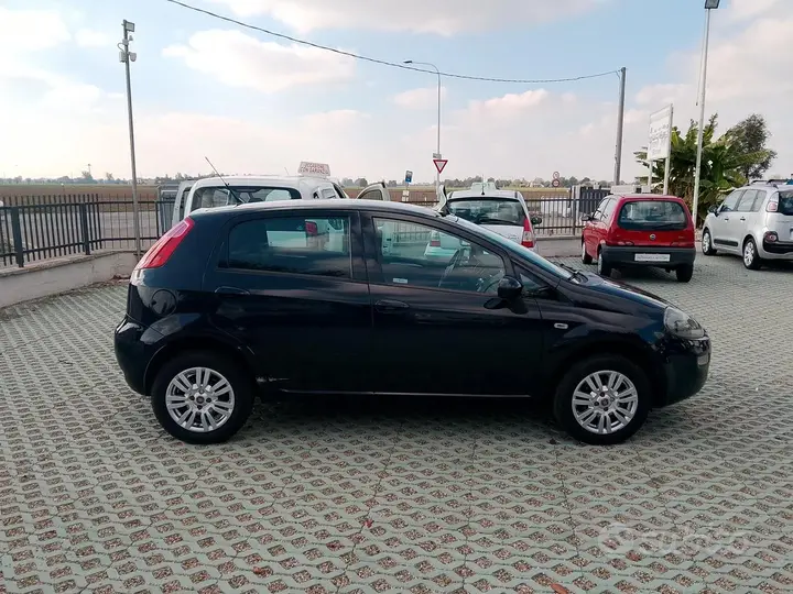 Fiat Punto 2016 photo 5