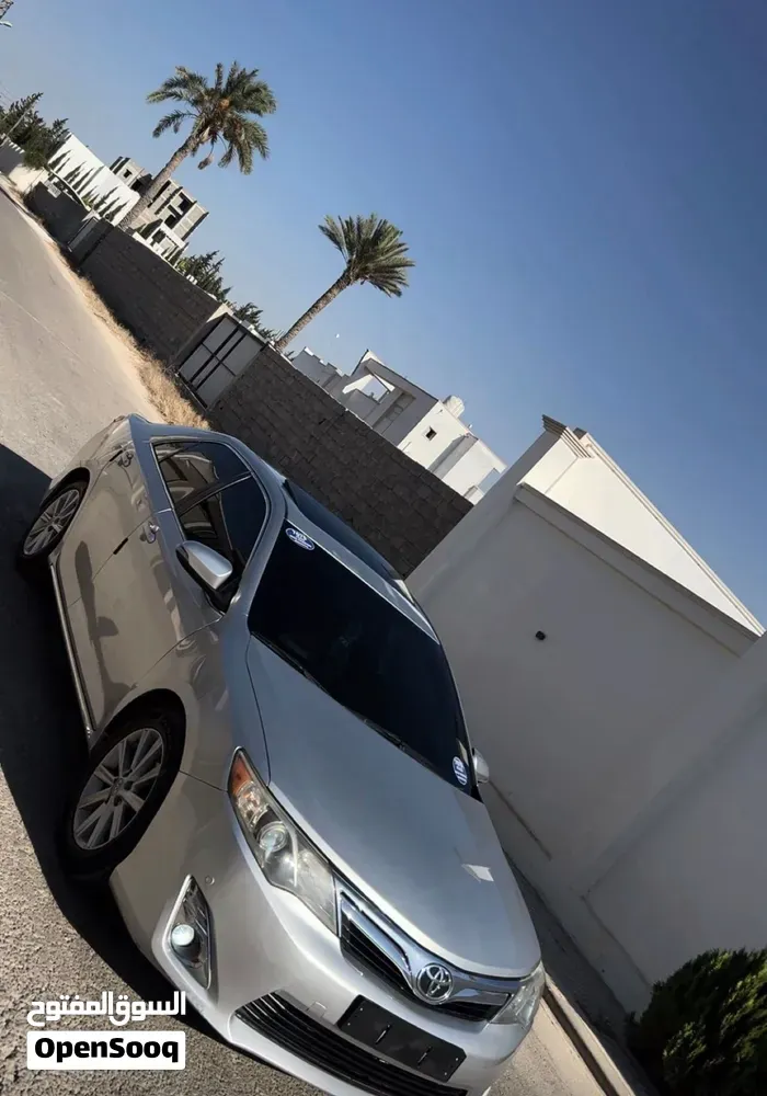 Toyota Camry 2014 photo 2
