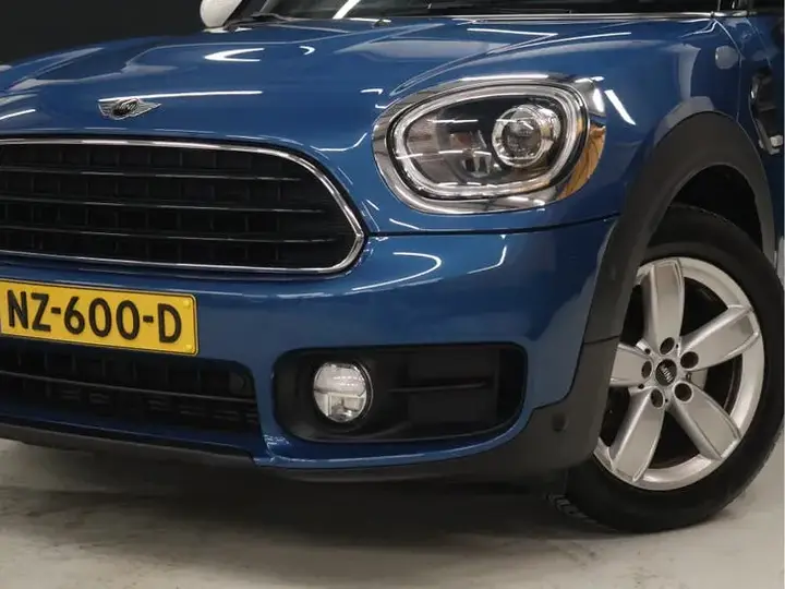Mini Countryman 2017 photo 2