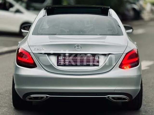 Mercedes-Benz C200 2019 photo 4