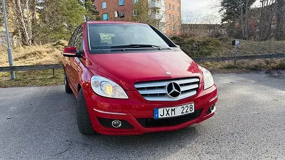 Mercedes-Benz B 180 2010 photo 5