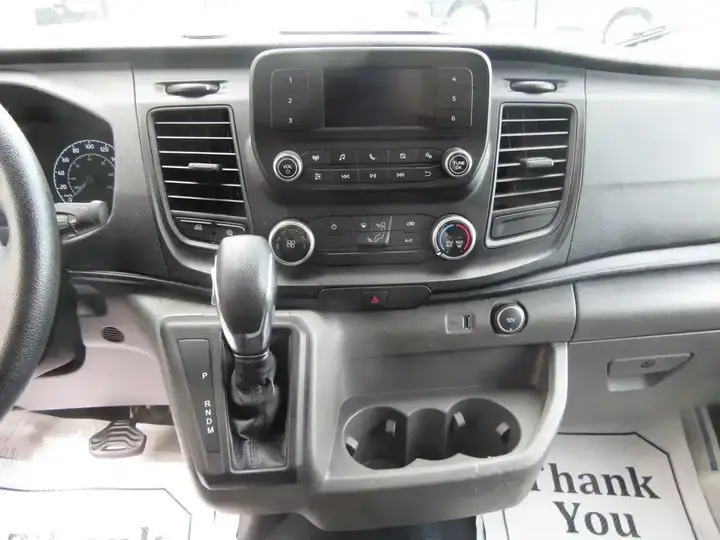 Ford Transit 2022 photo 4