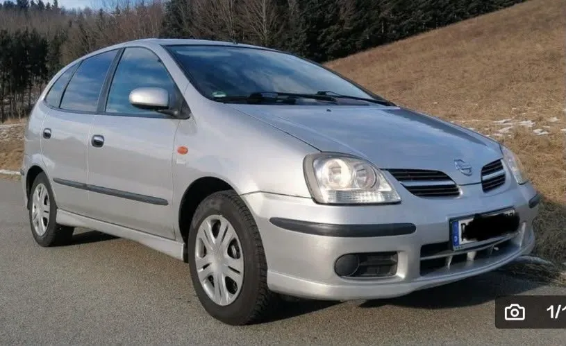 Nissan Almera