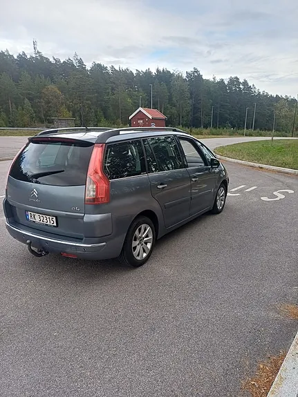Citroen Grand C4 Picasso 2011 photo 3