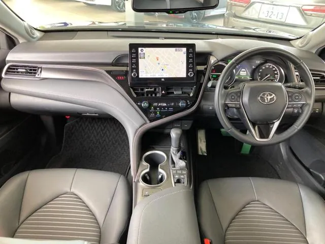 Toyota Camry 2022 photo 2