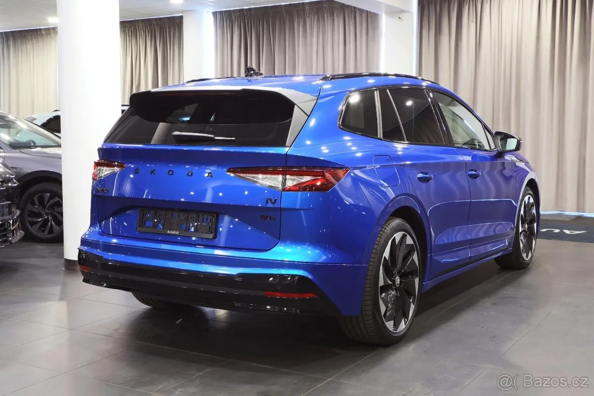 Skoda Enyaq 2023 photo 2