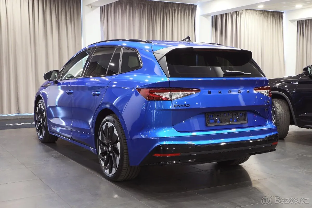 Skoda Enyaq 2023 photo 4