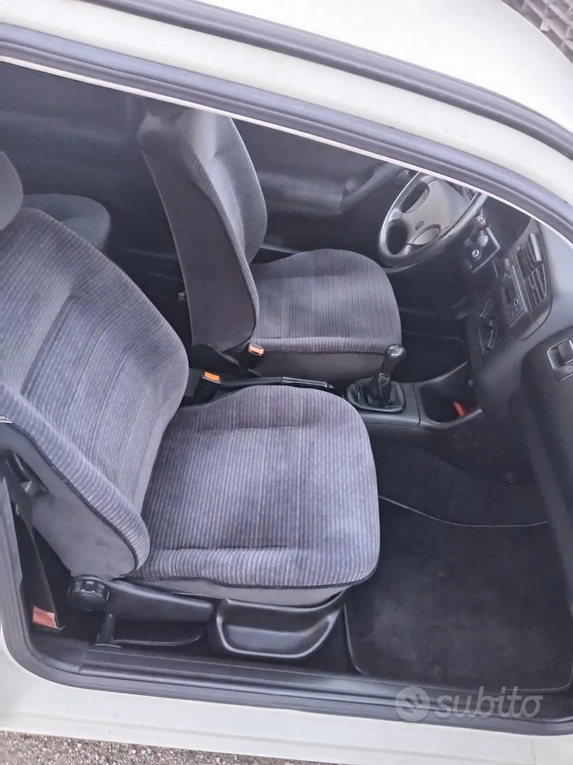 Volkswagen Golf 1993 photo 3