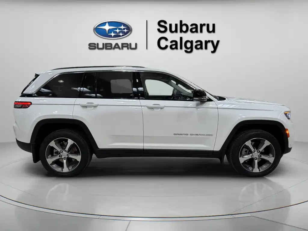Jeep Grand Cherokee 2023 photo 4