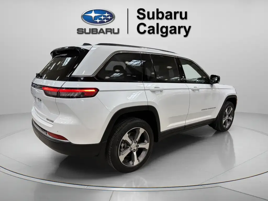Jeep Grand Cherokee 2023 photo 5