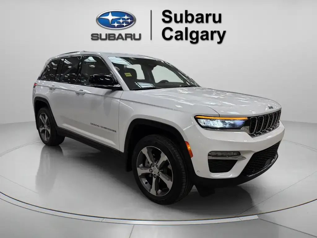 Jeep Grand Cherokee 2023 photo 2