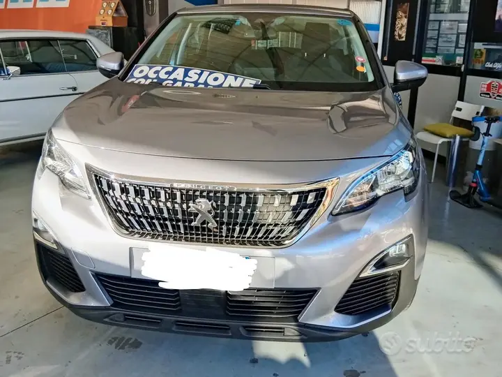 Peugeot 3008 2019 photo 2