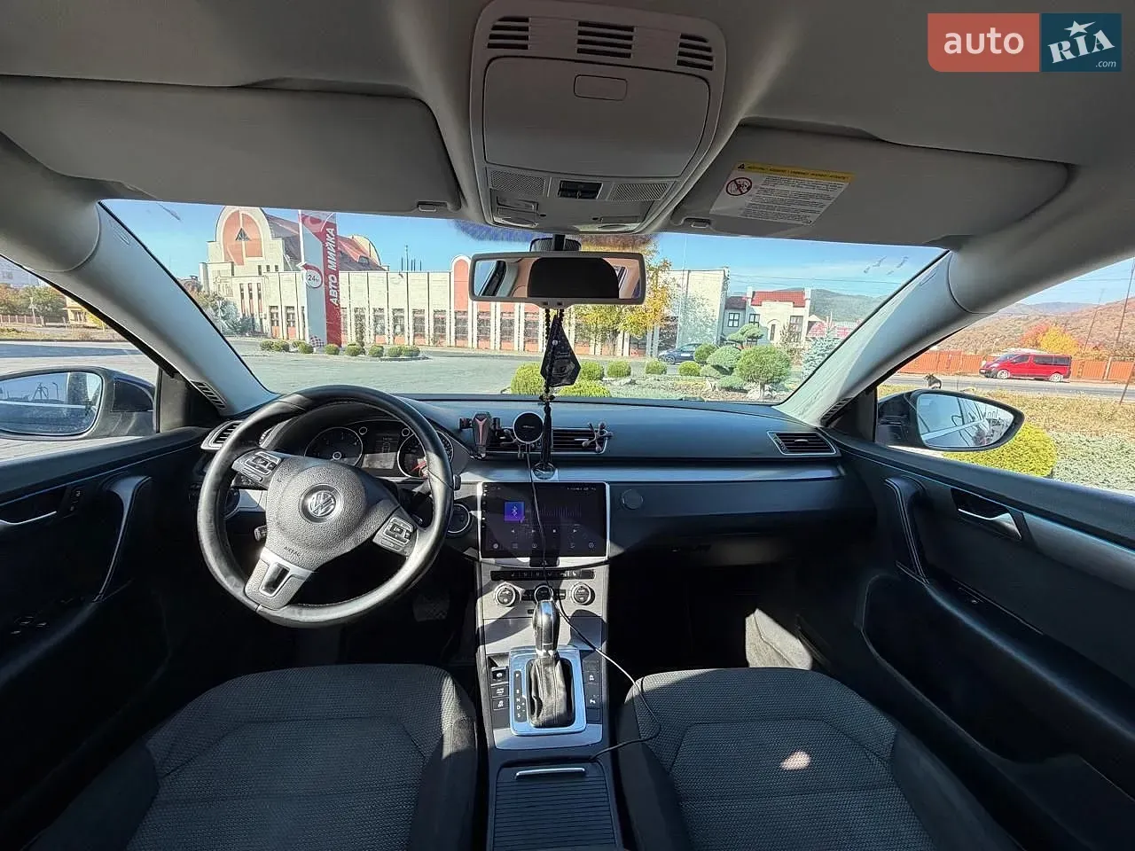 Volkswagen Passat 2013 photo 5