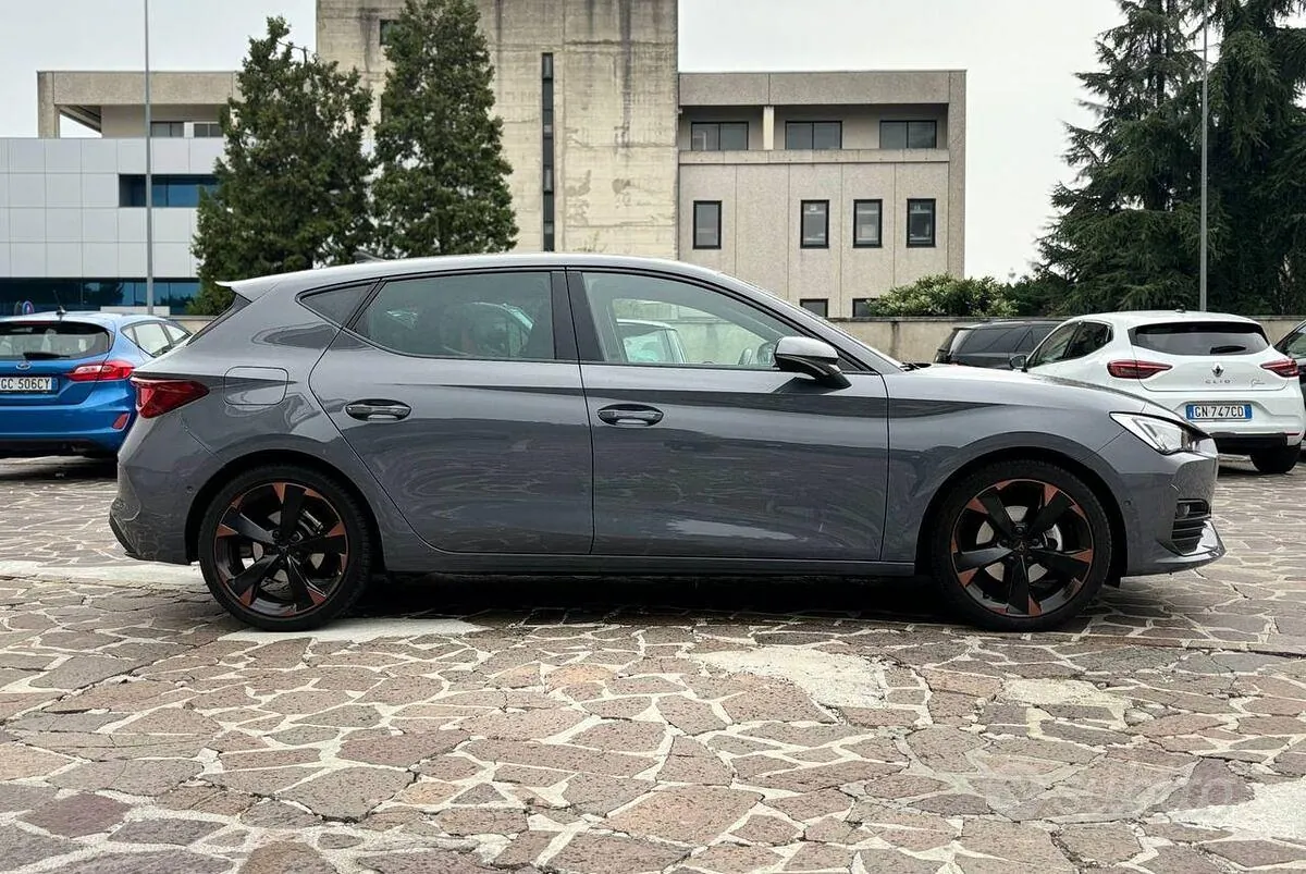 Cupra Leon 2022 photo 4