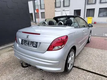 Peugeot 207 2014 photo 3