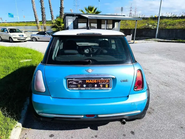 Mini One 2005 photo 5