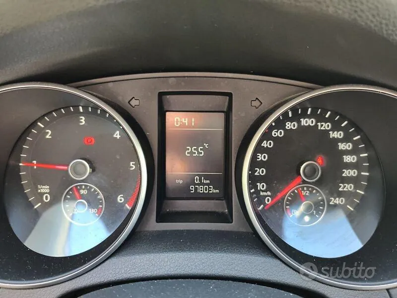 Volkswagen Golf 2012 photo 2
