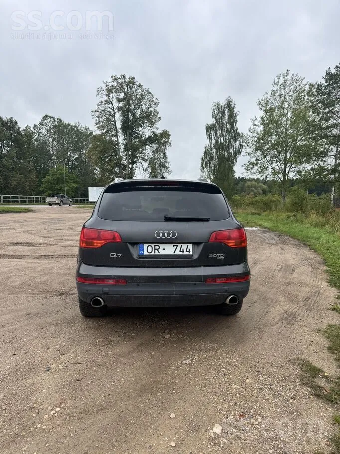 Audi Q7 2007 photo 4