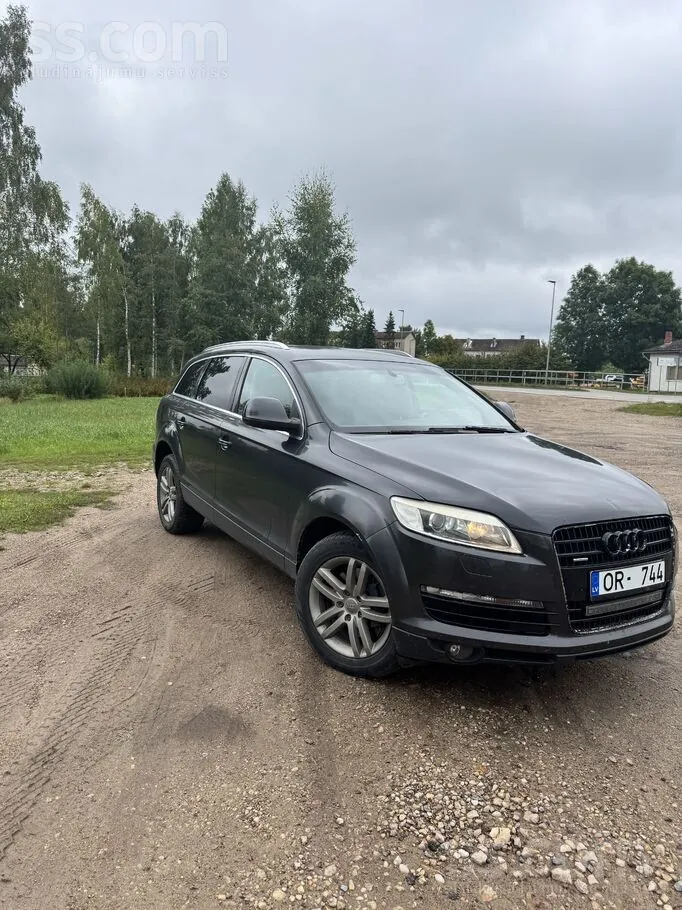 Audi Q7 2007 photo 2