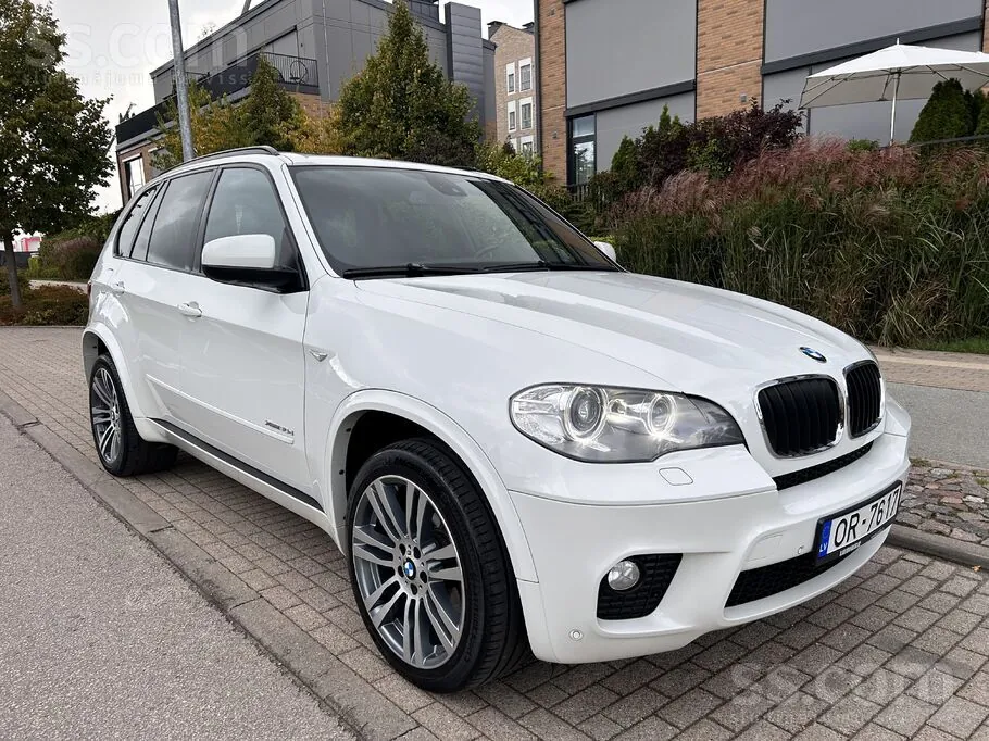 BMW X5 2013 photo 2