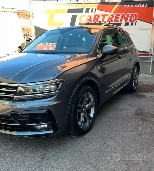 Volkswagen Tiguan 2018 photo 2