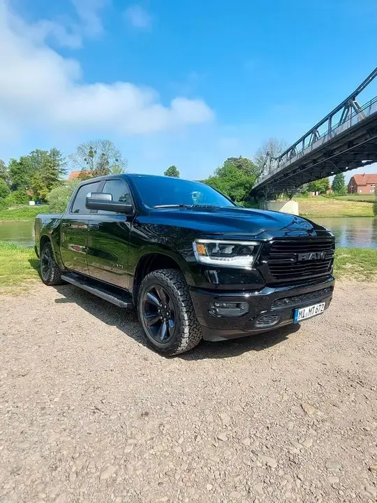 Dodge Ram 1500 Sport