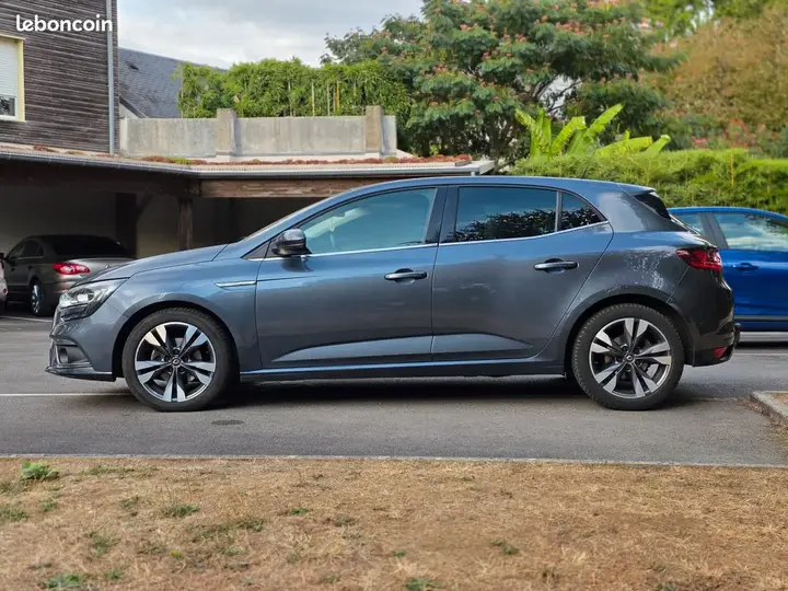 Renault Megane 2018 photo 5