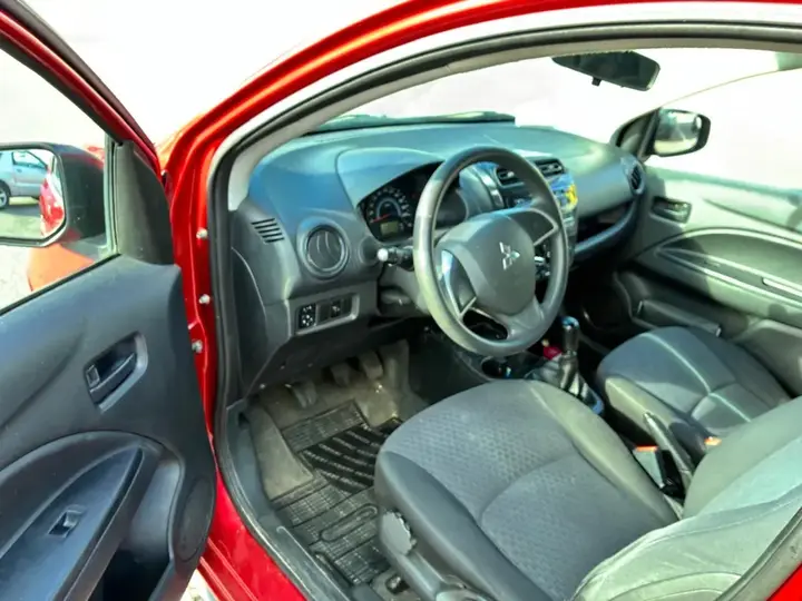 Mitsubishi Space Star 2019 photo 3