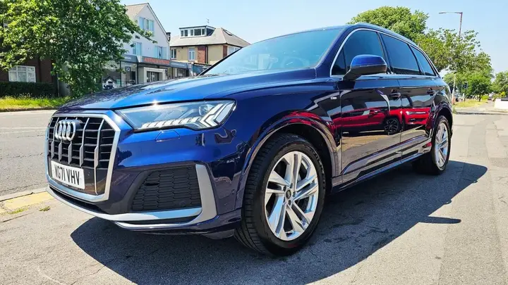 Audi Q7 2022 photo 4