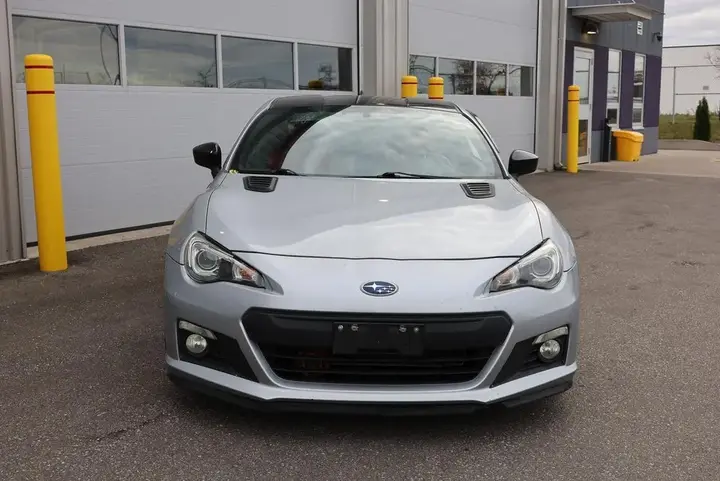 Subaru Brz 2015 photo 2