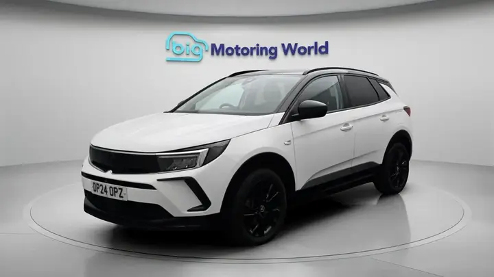 Vauxhall Grandland 2024 photo 4
