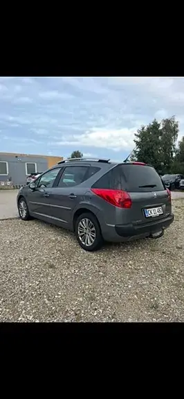 Peugeot 207 2011 photo 2