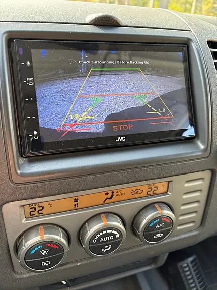 Nissan Navara 2009 photo 5