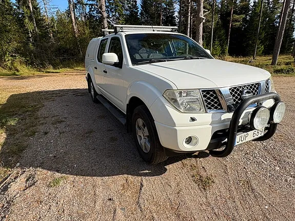 Nissan Navara 2009 photo 3