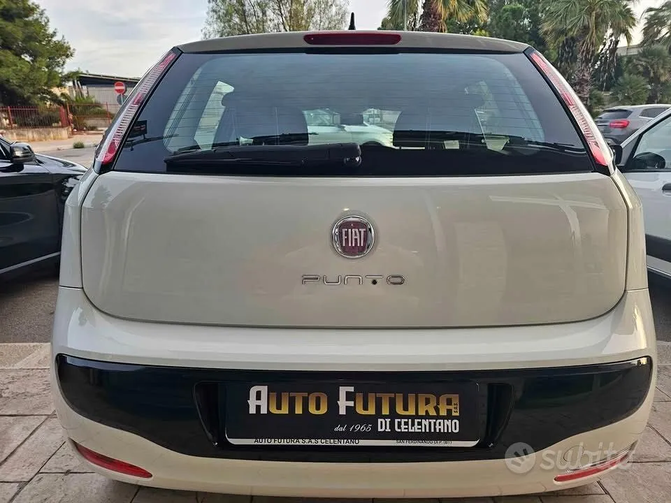 Fiat Punto Evo 2011 photo 5