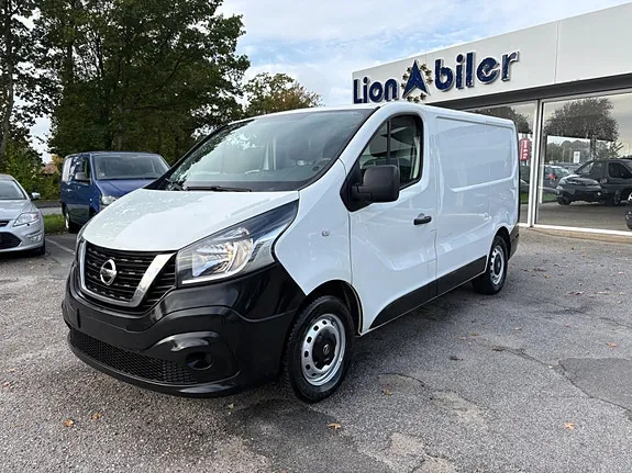Nissan Nv300