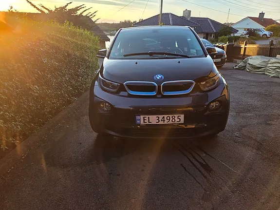 BMW I3