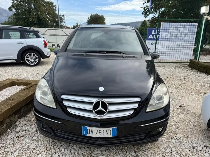 Mercedes-Benz B 200 Cdi 2006 photo 2