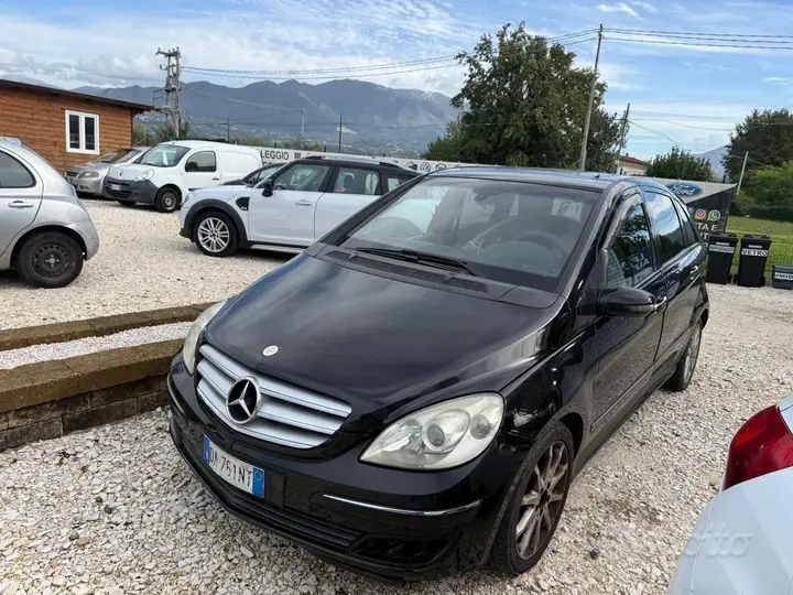 Mercedes-Benz B 200 Cdi