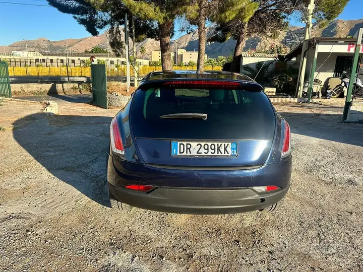 Lancia Delta 2008 photo 5