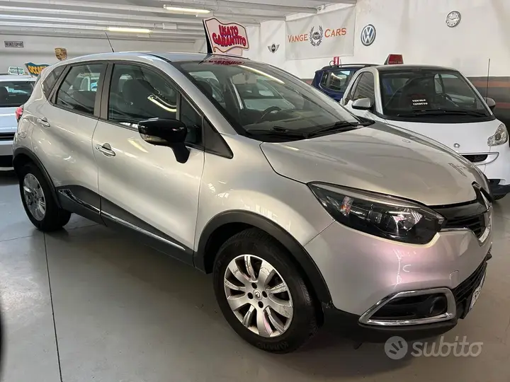 Renault Captur 2016 photo 2