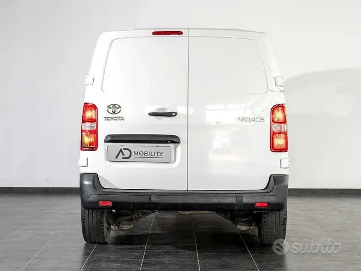 Toyota Proace photo 3